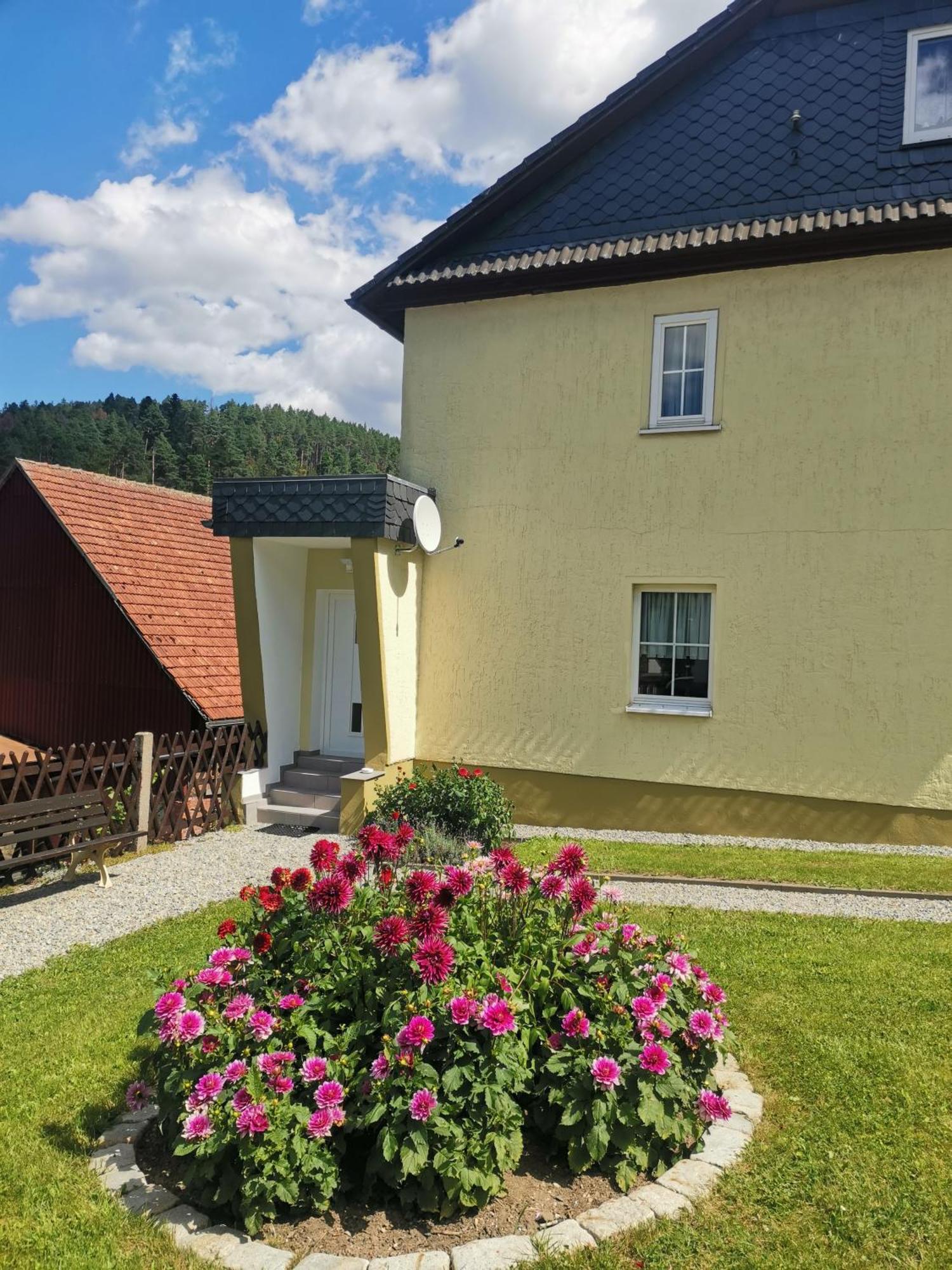 Ferienwohnung Paulinzella 9 Inklusive Parkplatz Und Wlan Exterior photo